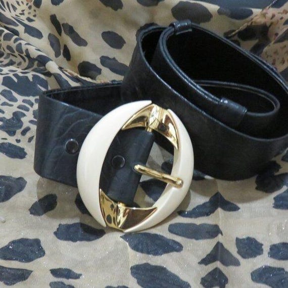 Alexis Kirk Vintage Snakeskin Leather Belt, Gold Embellished  display picture 1