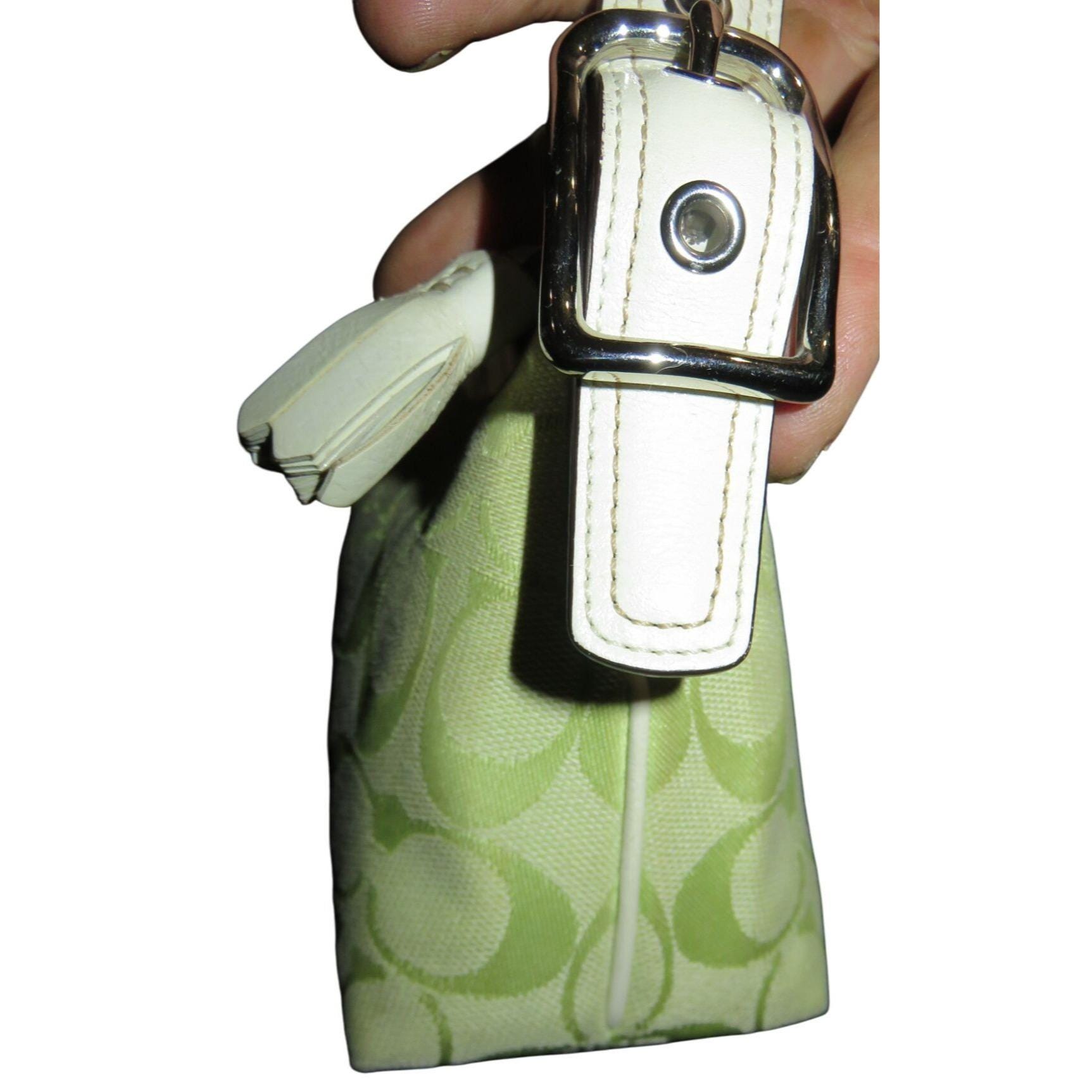 COACH 2005 Signature Baguette Hampton East West Semi Demi