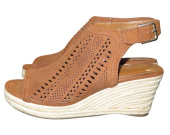 Liz Claiborne Brown Espadrille Leather Lazer Cut Platform Comfort Wedge Sandal 8