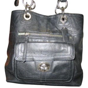 COACH Hampton 15694 zwarte leren handtas met klep en klep met klep en sluiting afbeelding 1