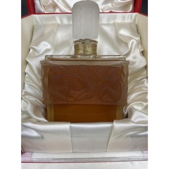 Molinard De Molinard Extrait 1979 Limited Edition in Lalique 