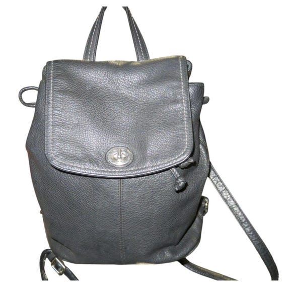 Coach Park Black Pebbled Leather Backpack Daypack Turn Lock F24385 - Etsy Coach Park Black Pebbled Leather Backpack Daypack Turn Lock F24385 - Etsy