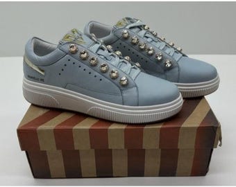 Zapatillas deportivas Emanuelle Vee Celeste July Strass Pelle azules con pedrería, talla 40