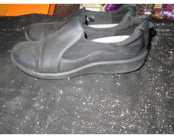 Clarks CloudSteppers & OrthoLite svarta läderloafers från Sillian Paz mot trötthet