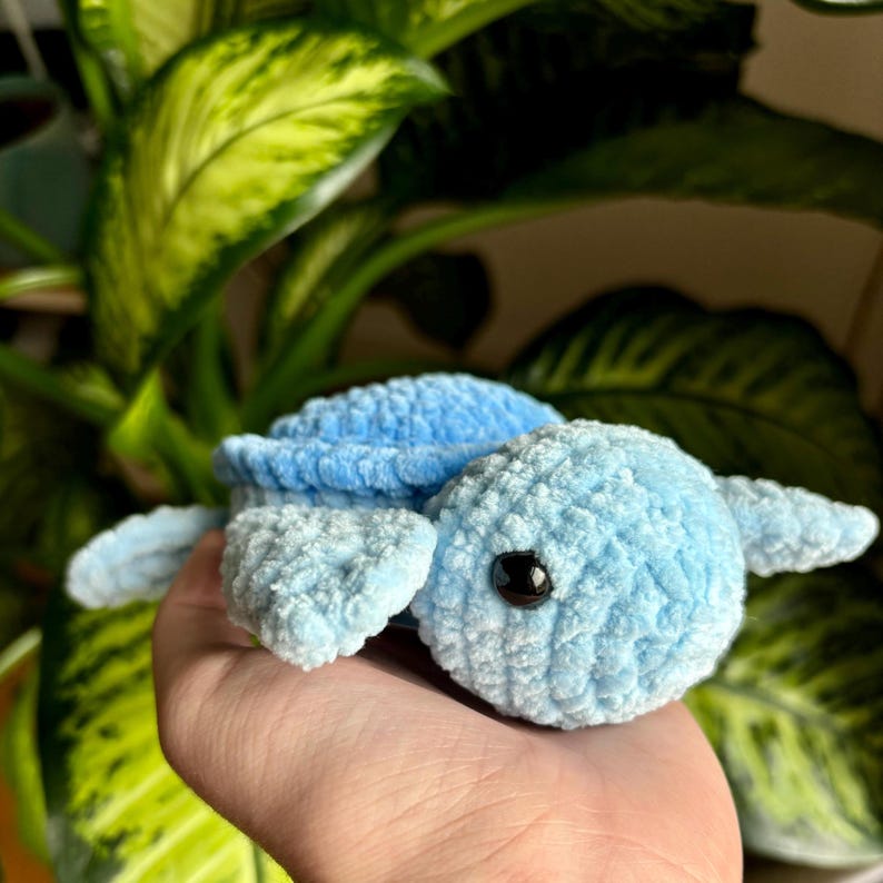 Blaue Häkelschildkröte