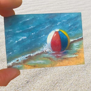 ORIGINAL ACEO, ballon de plage au bord de l'eau, peinture au couteau, carte à collectionner d'artiste, carte d'art, impressionnisme, objet de collection, plaisirs d'été