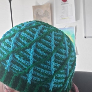 Spiral beanie - choose your size and colors