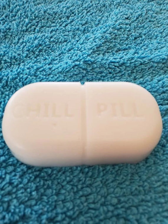 Chill Pill barra de jabón para manos y cuerpo jabón de leche - Etsy España