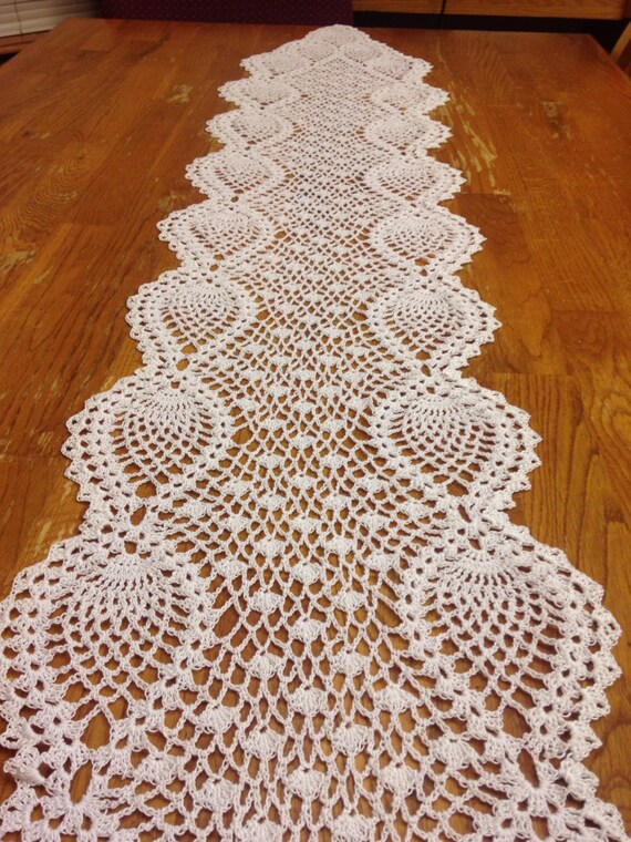 Table runner Etsy