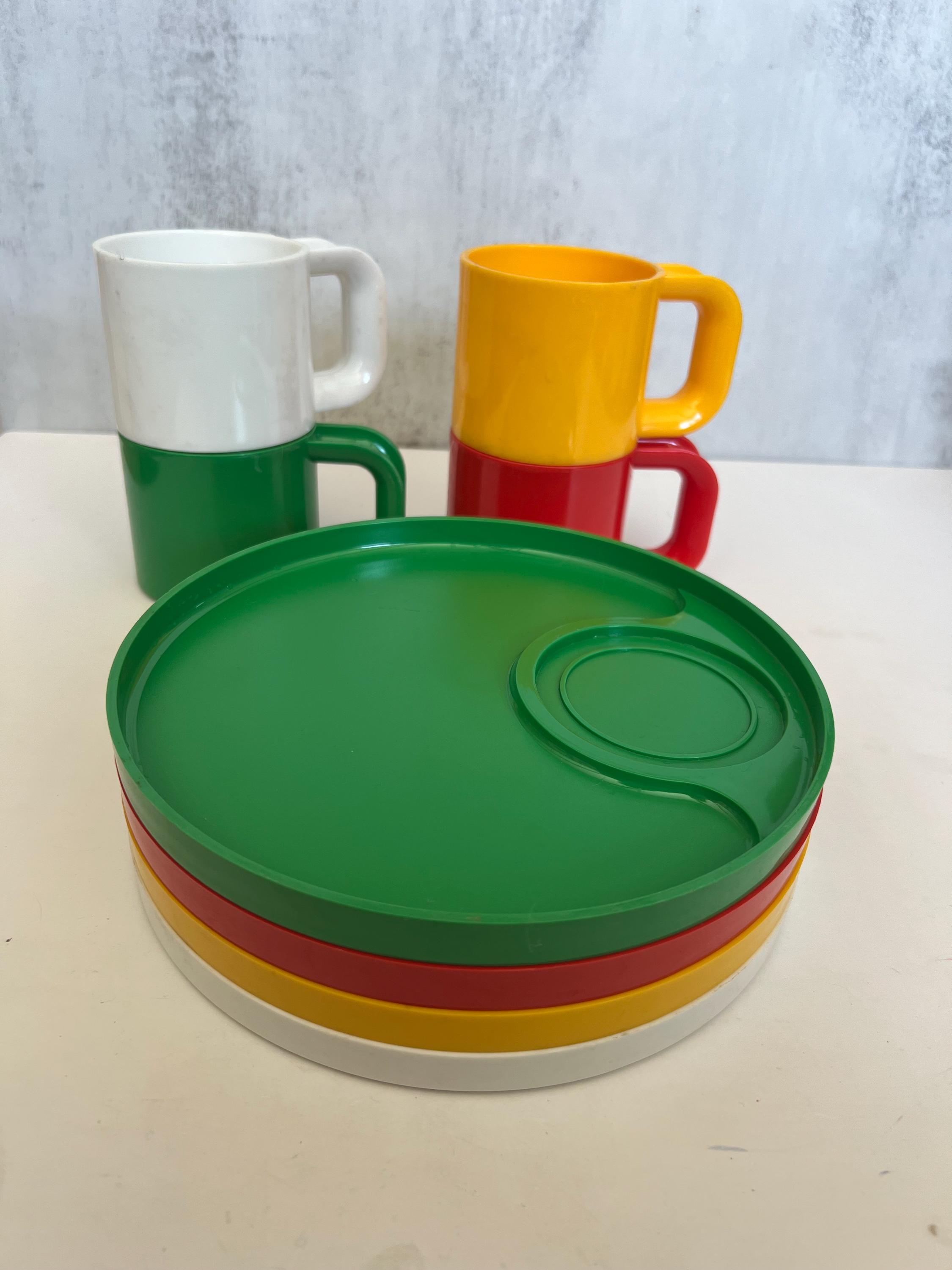イングリッド社 プラスチック製 スナックセット 黄