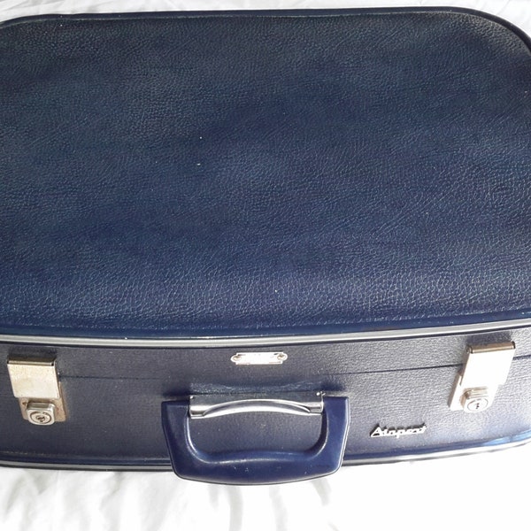 Vintage Suitcase, Blue, Airport, Cheney, England, Case, Retro, old style, Rare travel luggage