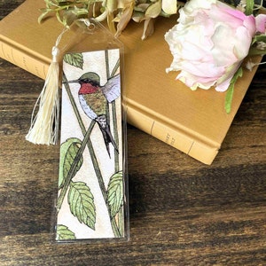 Hummingbird Bookmark- Bird Art - Colorful Watercolor Handmade - Unique Gift for Book Lovers - Artistic Reading Accessory - Bibliophile Gift