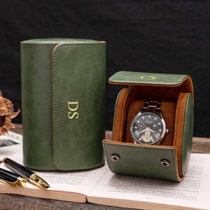 Personalized Leather Watch Box, Vegan Leather Watch Box, Watch Roll for 3 Watches, Wedding groomsmen gifts, Watch travel case, Gifts for Dad
