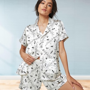 Dragon Short Satin Pajamas, Bookish Club Satin Short Set, Matching Family Pajamas Set, Fourth Wing Pajamas Set, Dragon Love Sleepwear