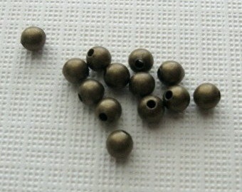 100 Antiqued brass 3mm round smooth beads