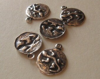 12 Silver plated brass tiny lizard charms 9.5mm