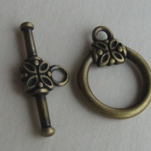 4 Antique brass 14mm toggle clasps 画像 5