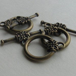 4 Antique brass 14mm toggle clasps 画像 2