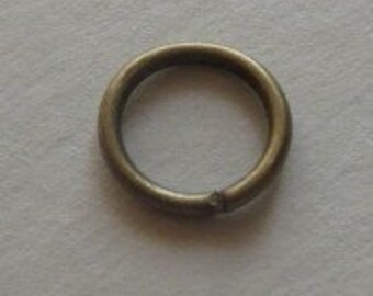 40 Antiqued brass 8mm 18 gauge soldered closed jumprings