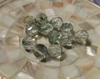 30 Czech  fire polished 10mm faceted round beads Crystal Mint