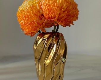 Beautiful art deco style ceramic vase