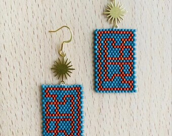 Customs feather earrings Handmade beaded earrings