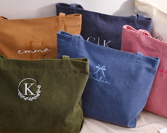 Personalized Bridesmaid gift bag, Bridesmaid Tote bag, Corduroy Tote Bag, Tote Bag with Zipper, Name Bag, Monogram Bag, Wedding Party Gifts