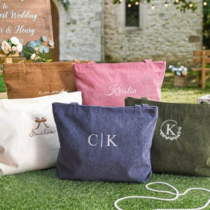 Personalisierte Cord Tasche, Brautjungfer Geschenk Tasche, Tragetasche mit Reißverschluss, Name Tasche, Monogramm Tasche, Hochzeit Geschenke, Schultertasche Bild 2