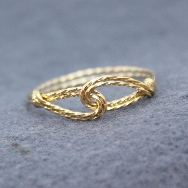 Gold Wire Thumb Ring - Interlocked Swirls 14kt Gold Filled Twist Wire - Infinity Design - Simple Ring - Wire Ring - Rings for Women