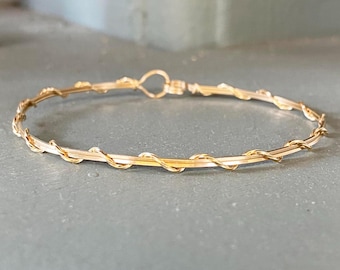 14kt Gold Filled Bracelet - Gold Bangle - Sweet Simple Wirewrapped Bracelet - Stackable Bracelet - Thin Bangle - SSwa