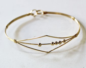 Fidget Bracelet - Dainty 14kt Gold Filled Wirewrapped Bracelet - Gold Bangle - Anxiety Jewelry - Sensory Bracelet
