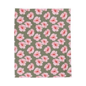 Hawaiian Hibiscus Flower Plush Velveteen Blanket, Local Hawaii Decor, Tropical, Throw, Gift for Mom, Her, Baby Shower, Floral, Pink image 4