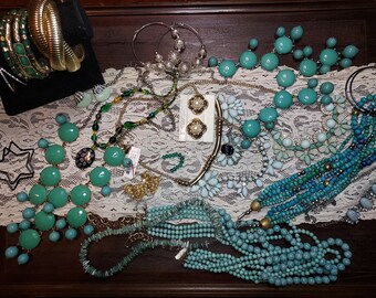 Mixed blue/green vintage grandmas jewelry lot