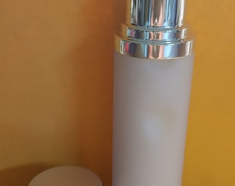 Facial Serum Pump with Niacinamide Organic Aloe Pro Vitamin B5 1.70 ounces by Toadstool Soaps