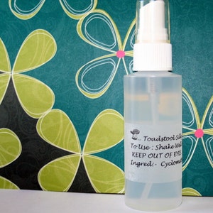 Body Splash Mini Skirt Body Spray Dry Oil Silky Feeling Perfumed Spray by Toadstool Soaps
