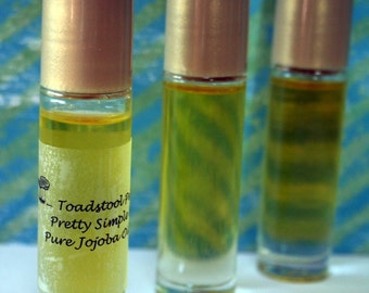 Midnight Kiss Perfume Oil Body Oil Organic Jojoba Oil Roll On made by Toadstool Soaps