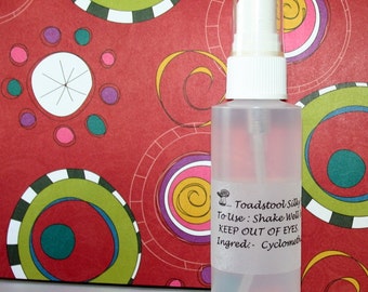 Blue Lilac Body Spray Splash Dry Oil Silky Feeling Perfumed Spray by Toadstool Soaps