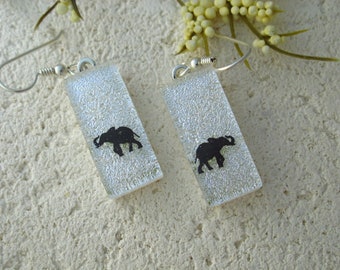 Dazzling Elephant Earrings, Dangle Drop Earrings, Elephant Jewelry, Fused, Handmade Earrings, Fused Glass Earrings, ccvalenzo, 041221pe101