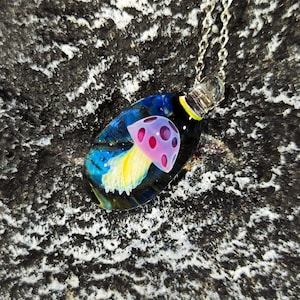 Jellyfish Necklace Glass,Glass Octopus Pendant,Glass Jellyfish Pendant,Blown Glass Pendent,Glass Sea Creatures,Birthday Gift