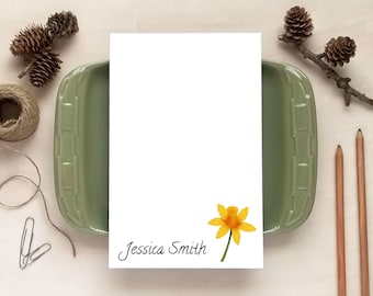 Daffodil Notepad - Floral Stationery Gift for Mom, Grandma or Friend - Custom Mother's Day Gift - Personalized Notepad