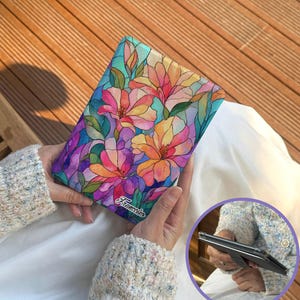 Stained Glass Floral Kindle Paperwhite Case with Strap
