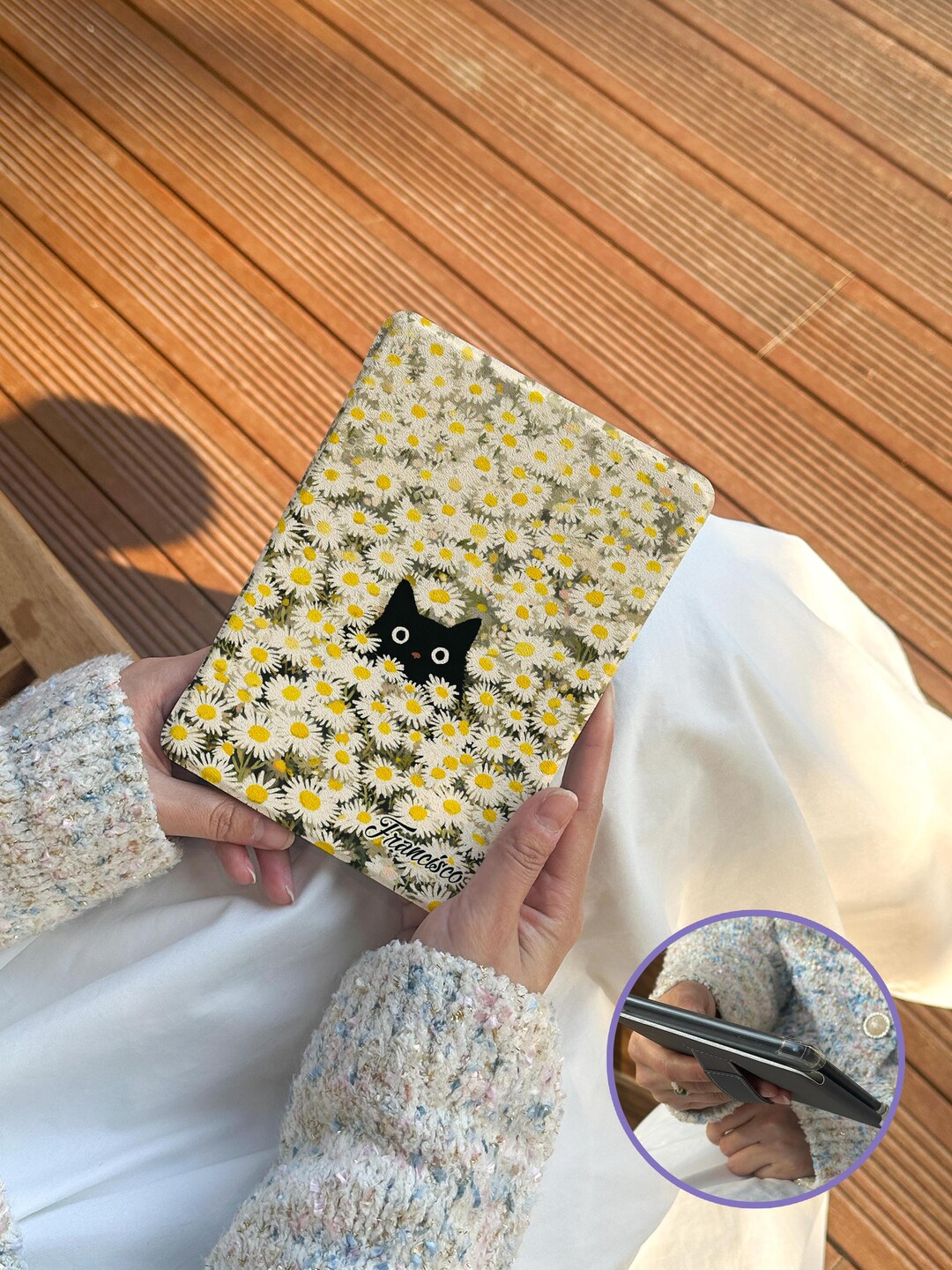 Aesthetic Black Cat in Daisies Kindle Paperwhite 12th Gen 7" Case ...