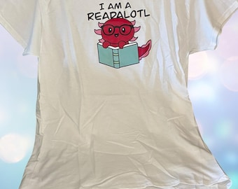 Camiseta infantil con estampado de ajolote, dinosaurio, capibara y narval / Camiseta infantil con diseño de libros / Camiseta de biblioteca / Regalo para lectores amantes de los animales