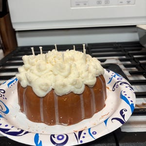 Bundt Candle