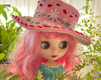 Blythe Rosa botanische Hut