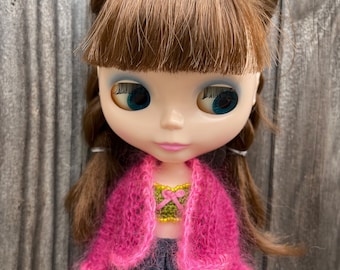 Blythe magentafarbener handgestrickter Mohairpullover