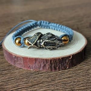 Captain's Curse - Cooles geflochtenes Unisex-Piratenarmband - Herrengeschenk - Männerarmband - Handgemachtes graublaues Armband Herren