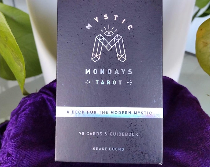 Mystic Mondays Tarot – Mazo Moderno Con Bordes Holográficos Y Guía Ilustrada, Regalo Para Amantes Del Tarot