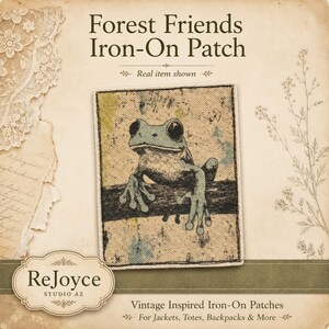 Tree Frog| Iron on Patch | Botanical | Fabric Applique for Visible Mending & Slow Stitch
