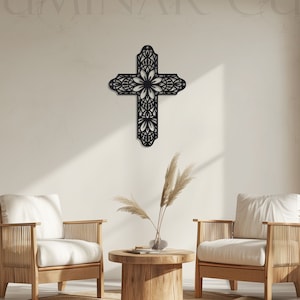 Individuelles Kreuz Holzschild • Religiöse Wandkunst aus Holz • Handgefertigter Wandbehang aus Sperrholz • Wanddekoration für drinnen und draußen • Christlich-katholische Geschenke